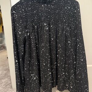 She + Sky Black and White Speckled Blouse